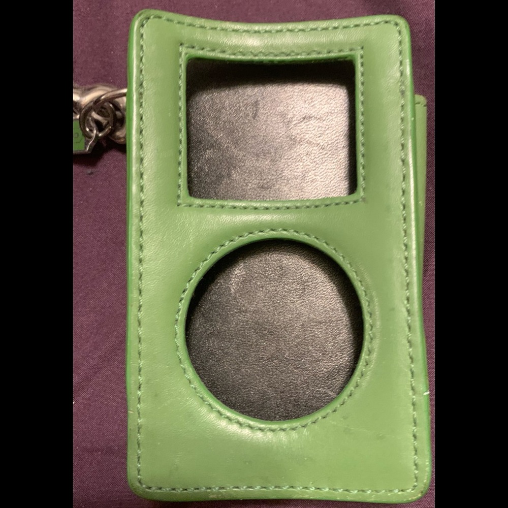 Vintage Green Coach IPod holder - Picture 1 of 3